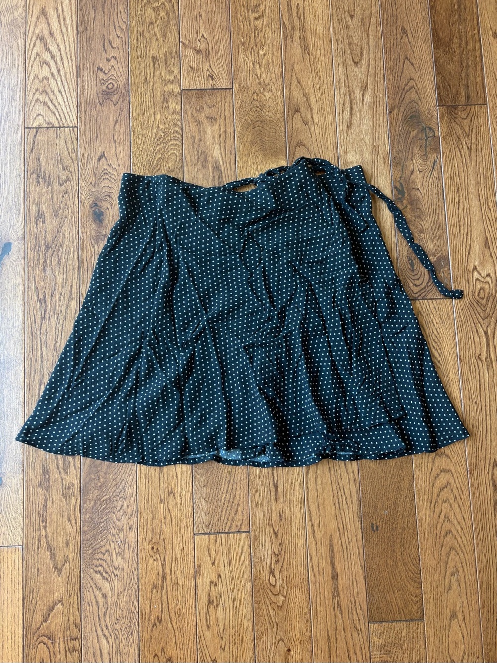 Brandy Melville Black Polka Dot Mini Skirt - Picture 2 of 5